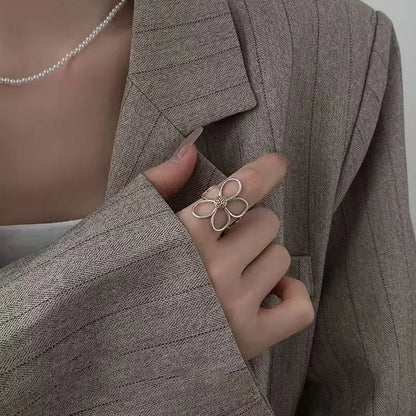 Daisy Flower Ring for Women – Stylish Gift Jewelry